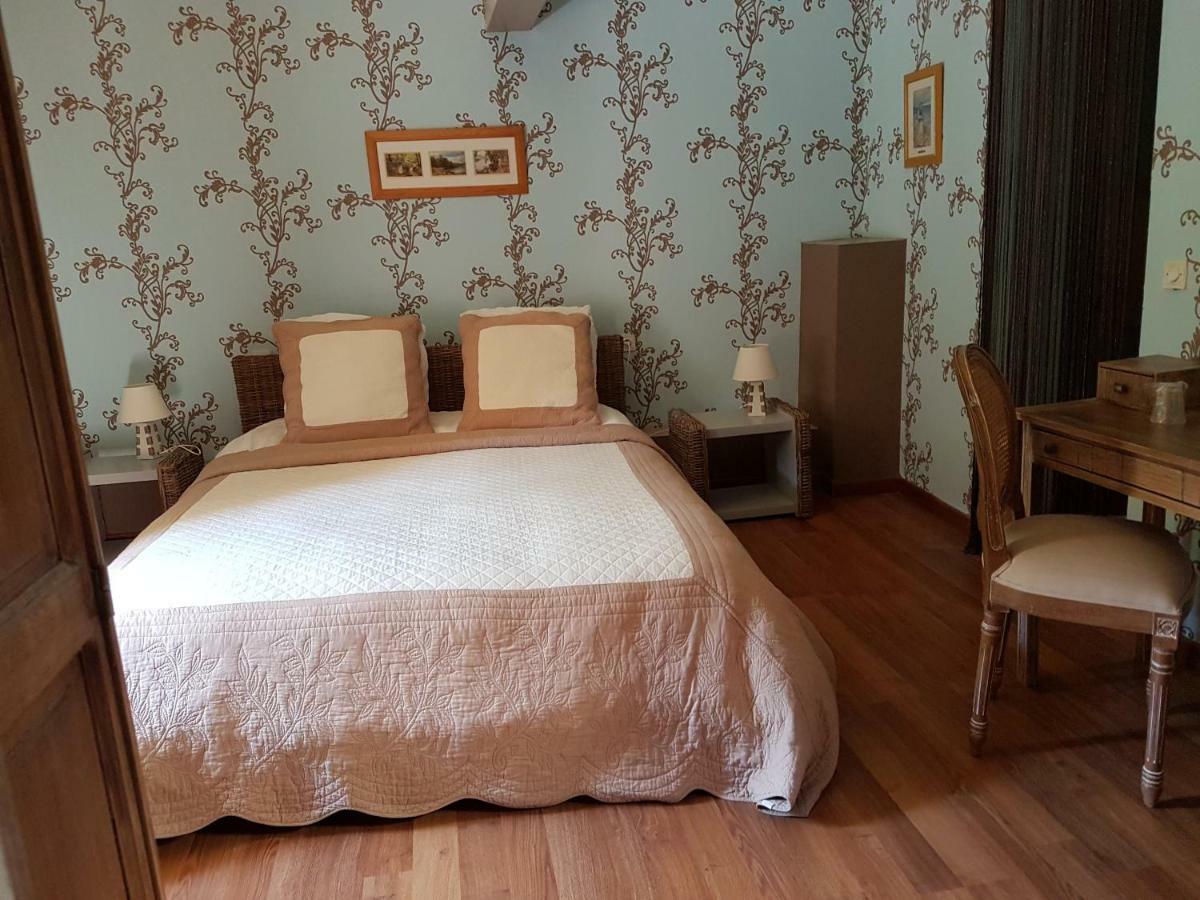 Bed and Breakfast Les Imperiales Boursault Экстерьер фото